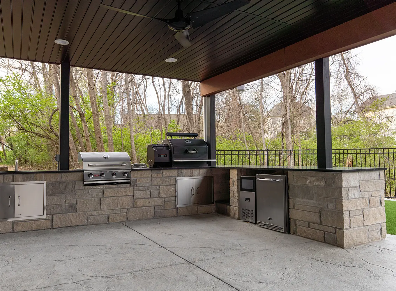 outdoor kitchen installation services in collinsville il